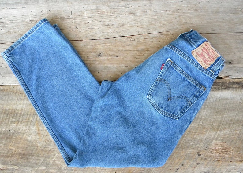 levi's 550 relaxed fit womens