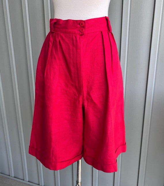 Size 26 Red Linen Shorts / by Jones New York / Mad
