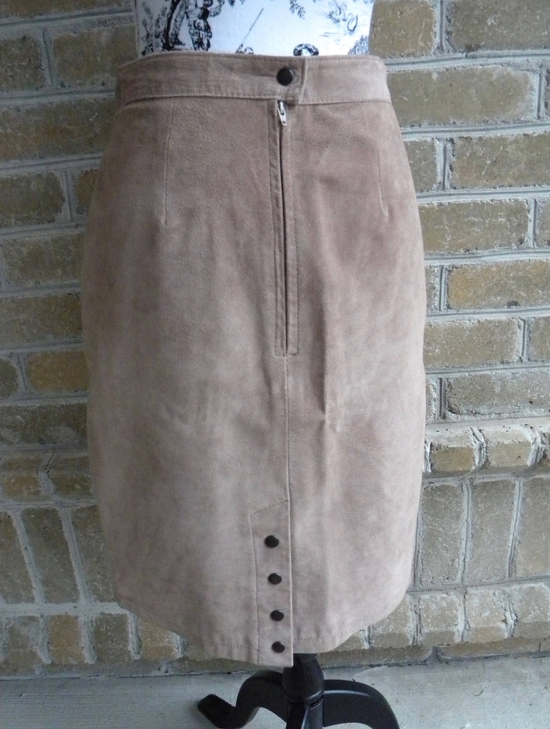 Vintage Suede Skirt Paris Sport Club Taupe Knee Length Suede Skirt Vintage Suede Skirt 28 inch waist