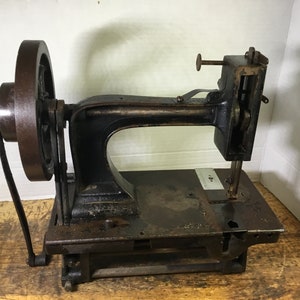 1875 Barclay Zeldzame Canadese naaimachine. afbeelding 2