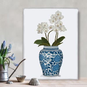 Chinoiserie kruktryck, Blått och vitt, Vit orkidé, Blommig väggdekoration, Tropisk växtkonst, Galleriväggkonst, Orientalisk konsttryck bild 7