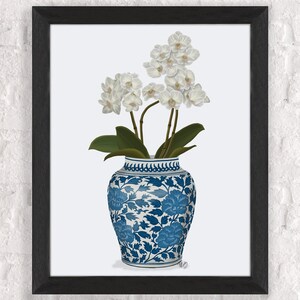 Chinoiserie kruktryck, Blått och vitt, Vit orkidé, Blommig väggdekoration, Tropisk växtkonst, Galleriväggkonst, Orientalisk konsttryck bild 4