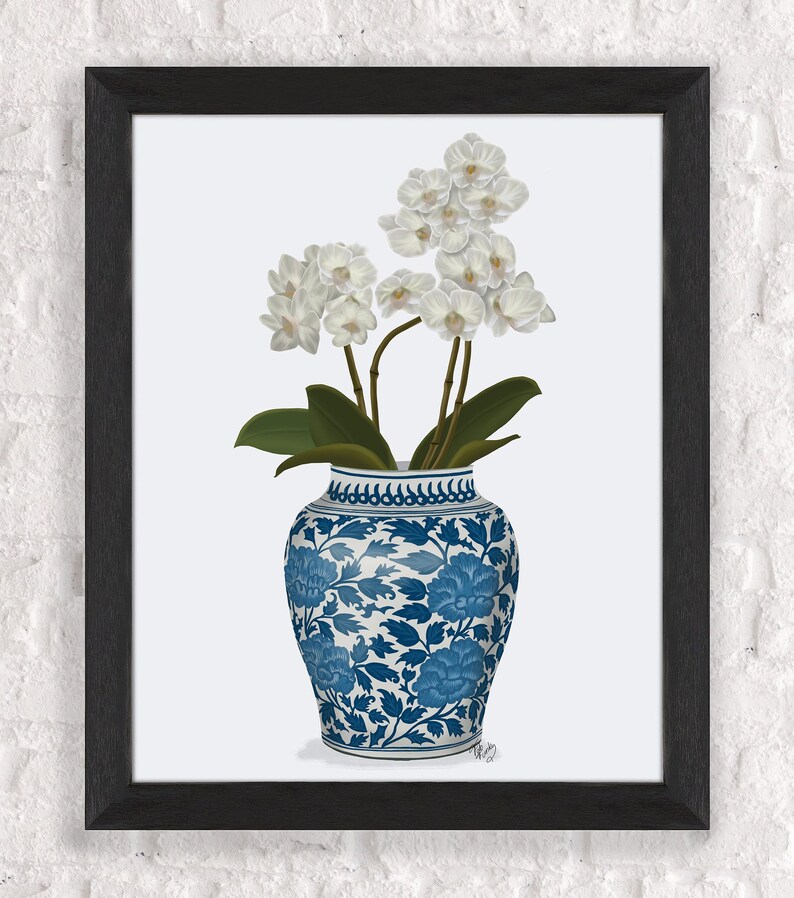 Chinoiserie kruktryck, Blått och vitt, Vit orkidé, Blommig väggdekoration, Tropisk växtkonst, Galleriväggkonst, Orientalisk konsttryck bild 4
