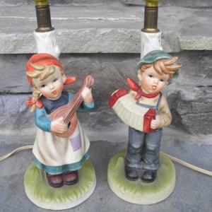 Vintage Pair of Hummel Like Lamps / Made in Japan / Little Boy and Girl Musicians / Mid Century Lamps / Read Below