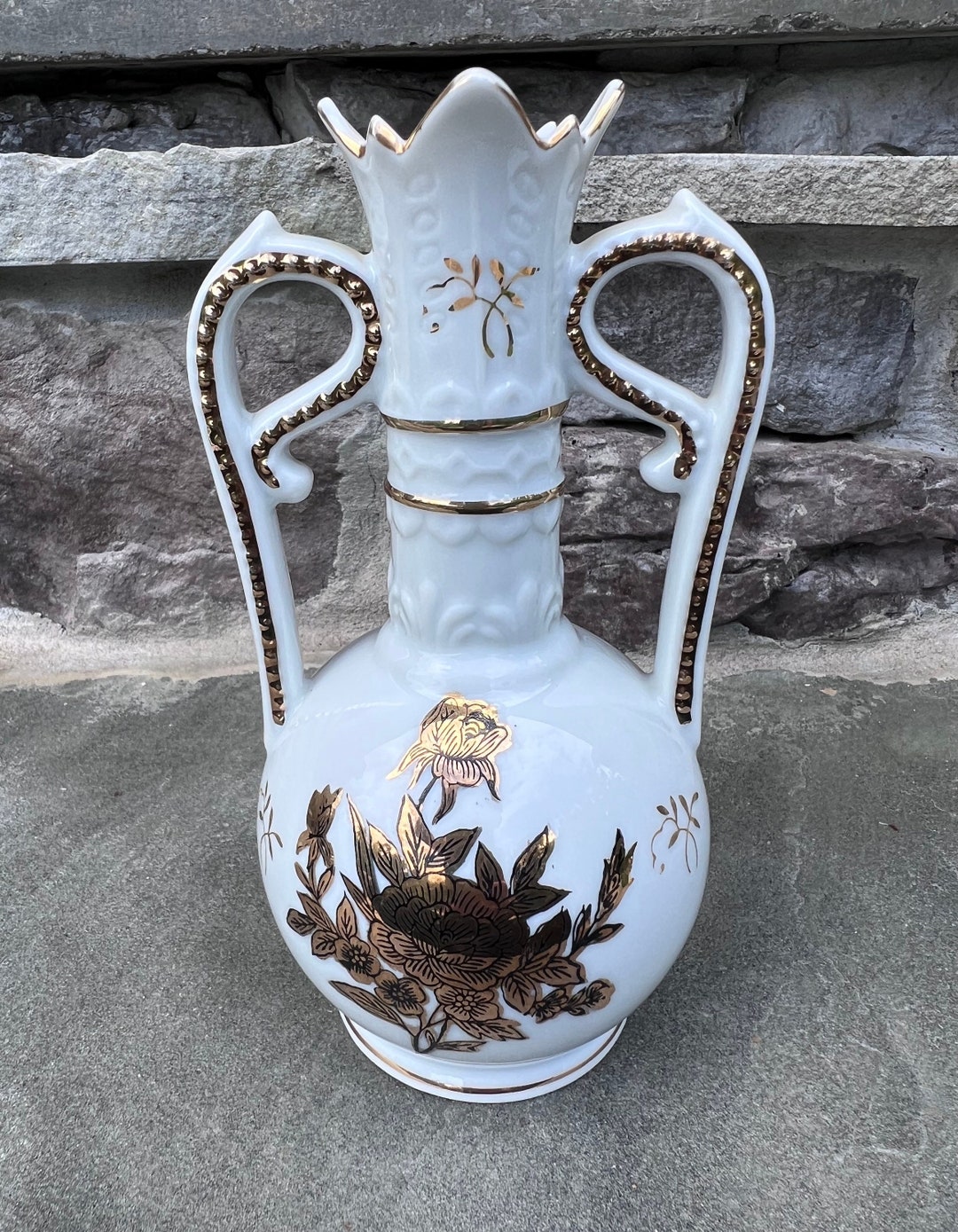 Vintage Porcelain Bud Vase / White With Gold Trim / Hand Painted Vase ...