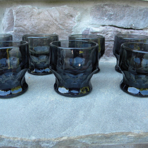 Anchor Hocking Georgian Smoked  5 oz Glasses / Set of 7 / Smoky Bar Glasses / Juice Glasses / Small Flat Tumblers / Liquor / Bar Glasses