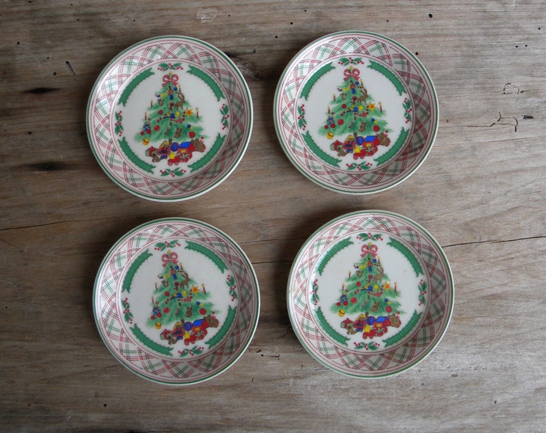 Vintage Christmas Tree Coasters / Set of 4 / Semi Porcelain Etsy