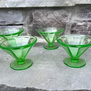 Set of 4 Uranium Glass Cone Coupe Glasses / by Federal Glass / Slightly Blemished / Green Depression Glasses / 1930&#39;s Vaseline Glass