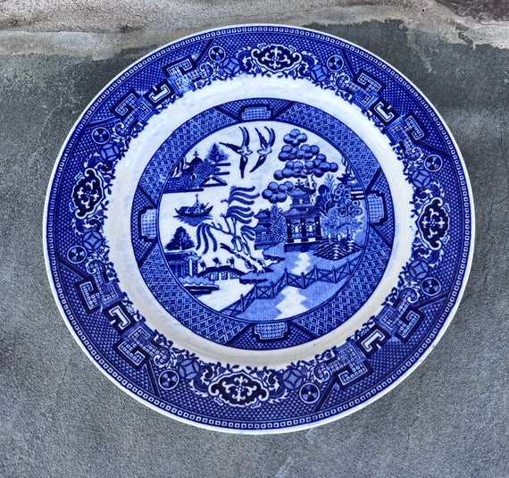Homer Laughlin Dinner Plate Blue Willow - Made In USA