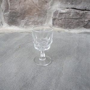 Vintage Shot Glass / by Arcoroc France / Pedestal Shot Glass / Vintage Bar / Cordial Glass / Mid Century Modern / Retro Bar Accessories
