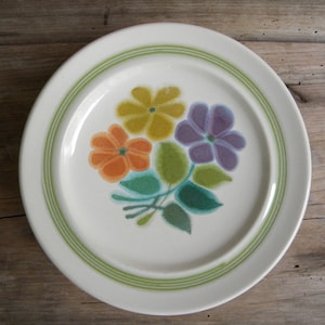 Franciscan Earthenware Floral Salad Plate / 1970&#39;s Franciscan USA Floral Pattern / Franciscan Floral 8 inch Plate