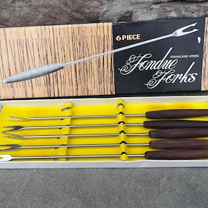 Set of 5 Fondue Forks / Stainless Steel / Made in Japan / Wood Handles / Color Coded / Retro Fondue Forks / 70&#39;s Fondue