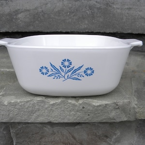 Vintage Corning Ware Cornflower Blue 1.5 Quart Pan / P-1 1/2-B  Corning Ware / Cornflower Blue Casserole