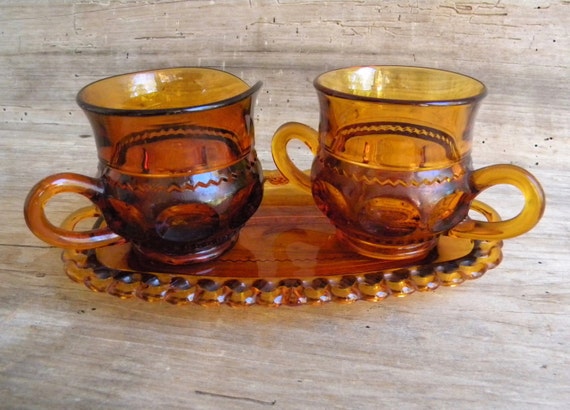 Vintage Kings Crown Thumb Print Amber Glass Dish with Handles Vintage Kings Crown Thumb Print Amber Glass Dish with Handles