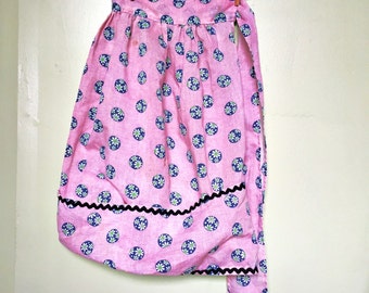 1960s Handmade Vintage Pink Floral Apron