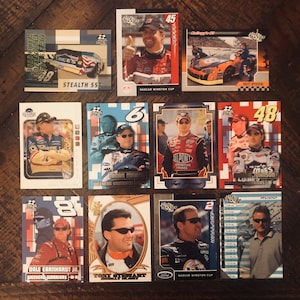 11 Press Pass 2002 Nascar Trading Cards VGC