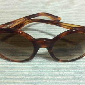 New Authentic Ralph Lauren Sunglasses RL8104 No Case Made in Italy 57-22-140