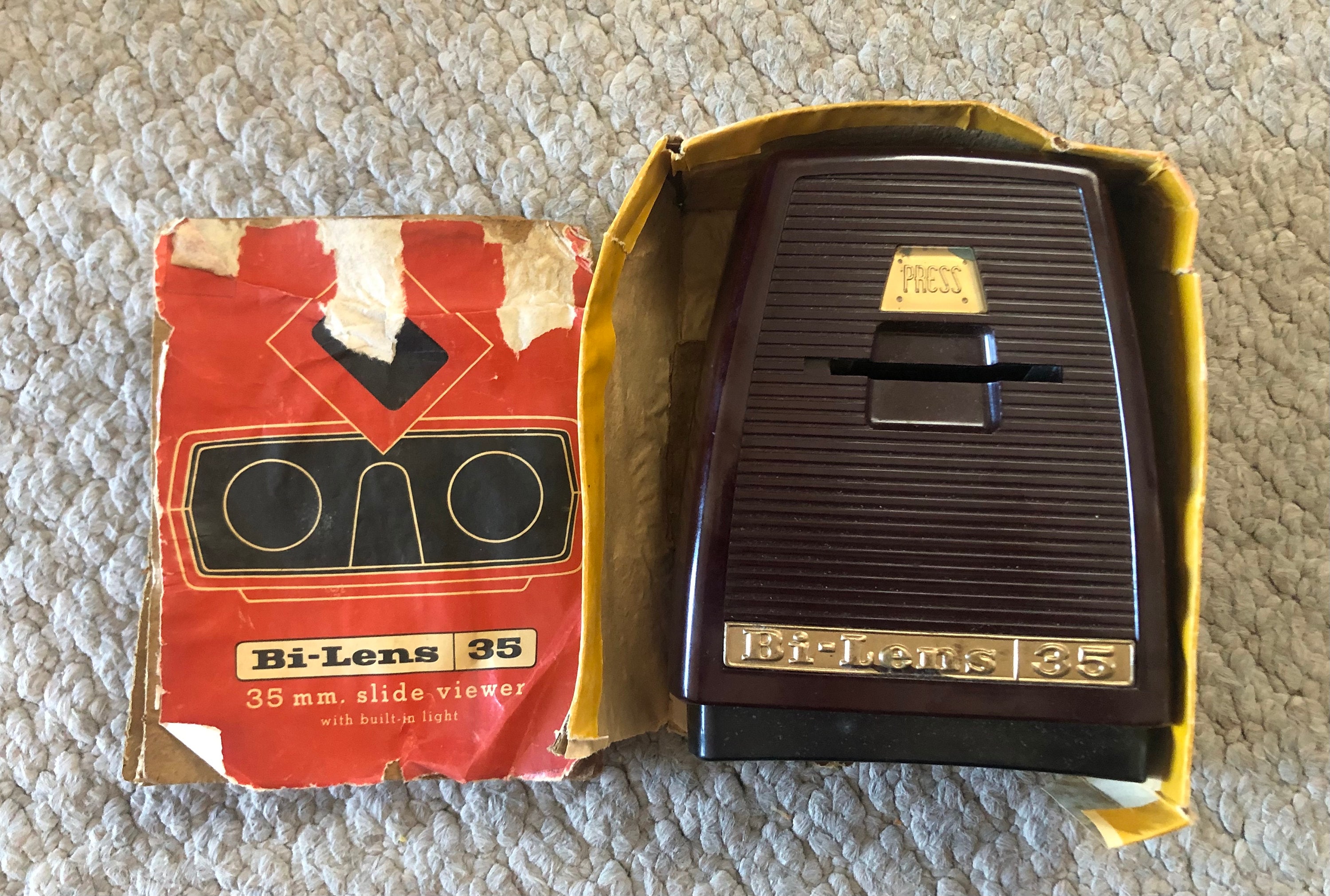 Vintage Bi-lens Bakelite 35mm Slide Viewer for Parts or Needs New