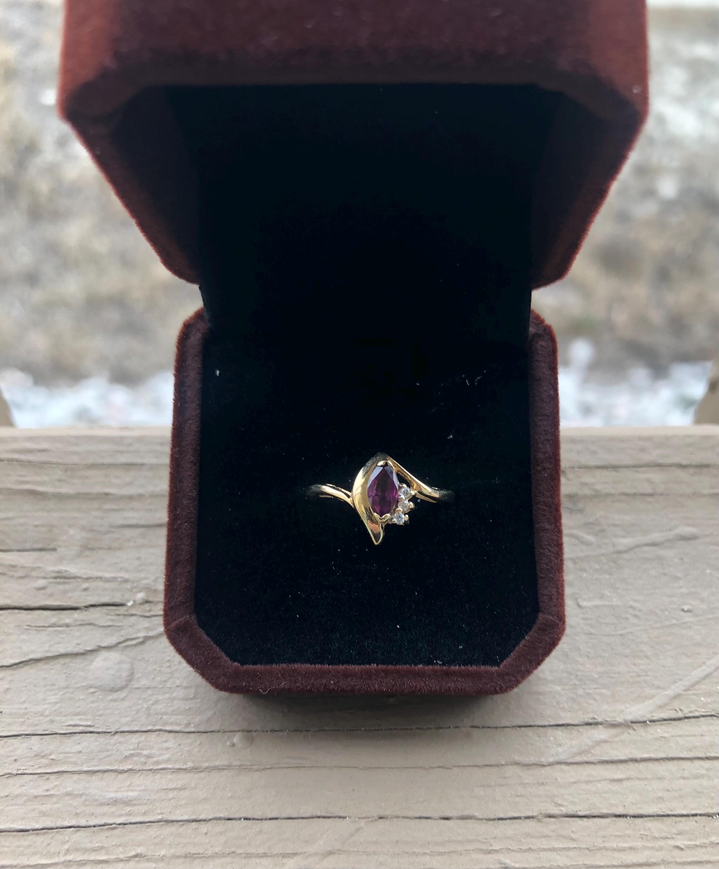 14k Yellow Gold Natural Garnet Solitaire Ring - Size 6.5 Fine Jewelry - View #3