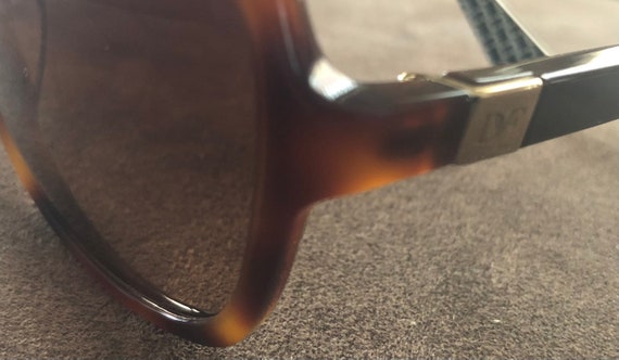 NWT Authentic Diane Von Furstenberg Sunglasses 57… - image 2