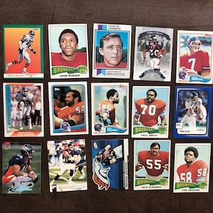 Mixed Lot Of 15 Denver Broncos Football Cards GC
