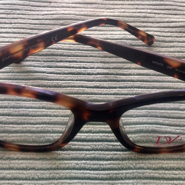 New Authentic Diane Von Furstenberg Eyeglass Frames DVF5072 No Case 50-19-135