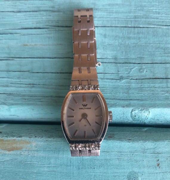 Waltham 17 jewel watch - Gem