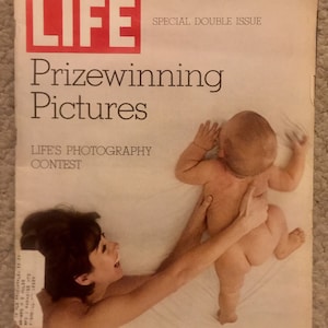 Vintage Life Magazine Dec.25,1970 Great Ads,Stories & Photos  GC