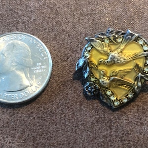 Vintage Brooch/Pin