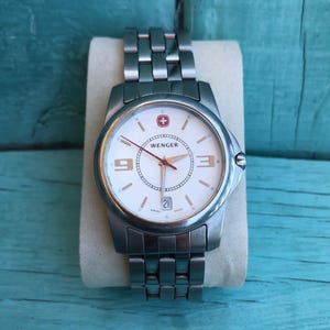 Nice Mens Wenger Swiss Army Date 100m Water Resistant Swiss Made Watch 7255X-New Battery VGC