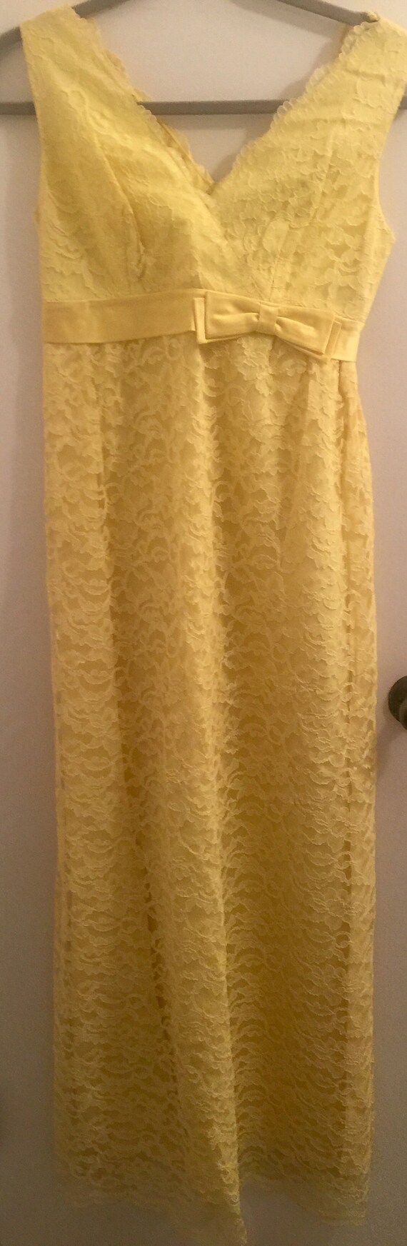 Beautiful Vintage 1950s-1960s Yellow Dress GC.