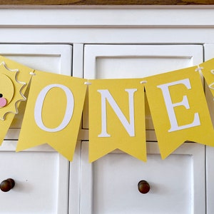 ONE Little Sunshine Banner. Happy birthday bunting, first birthday. You are my sunshine. Photo prop, cake smash.