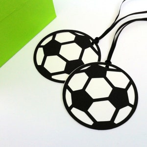 Soccer ball gift tags. Soccer, football birthday party, favour tags.