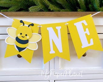Bumble bee high chair banner. Bee ONE, first birthday bunting. Honey bees.