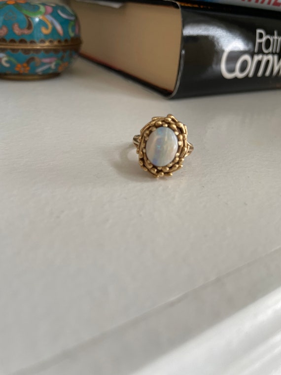 14k gold Opal Ring