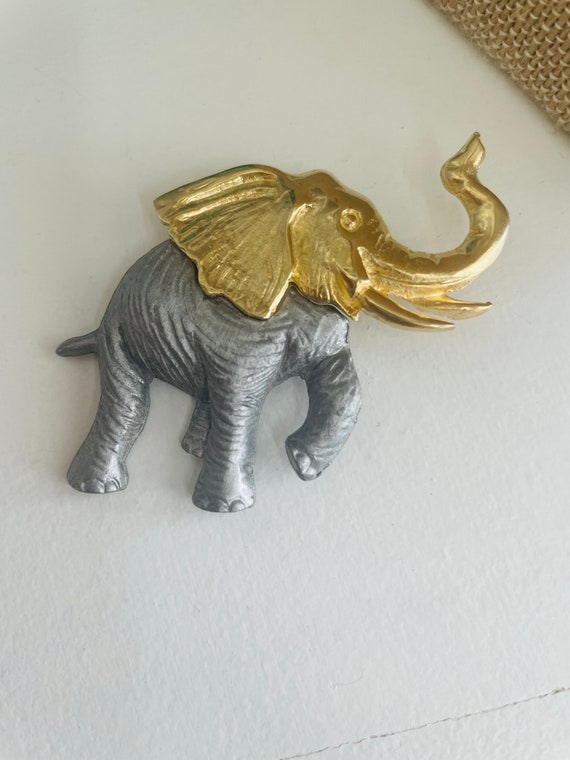 Ultra Craft Elephant brooch