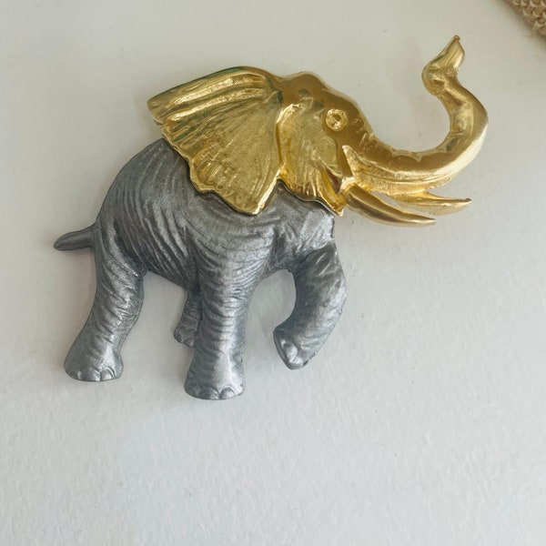 Ultra Craft Elephant brooch