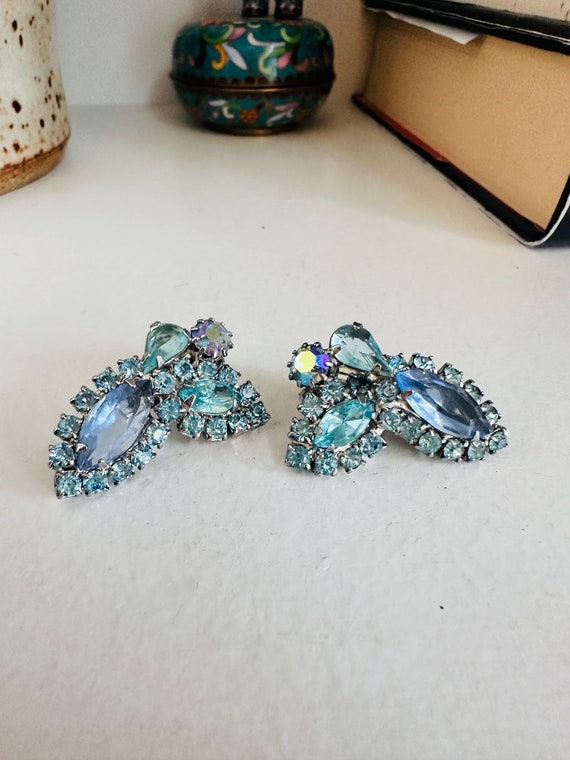 Weiss Light Blue Rhinestone clip on earrings