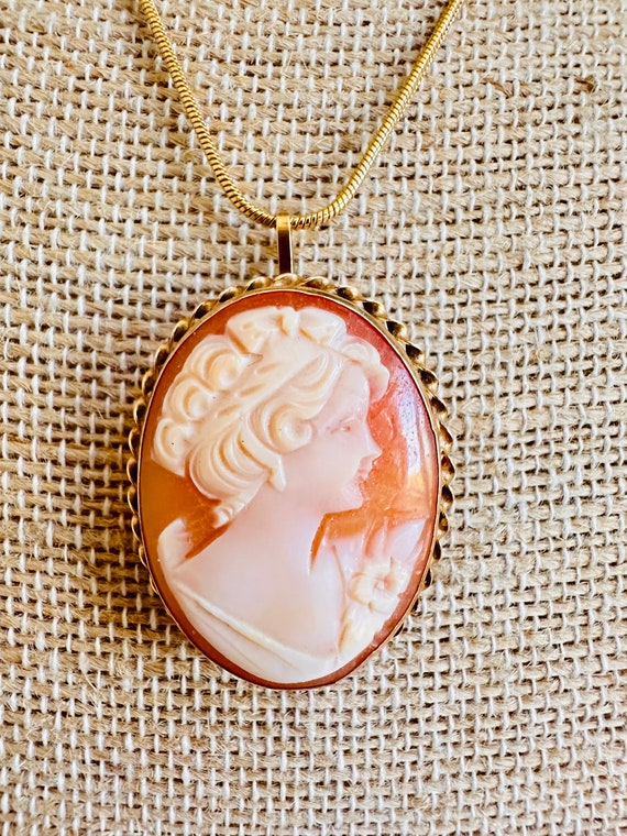 14k Gold Cameo Brooch/pendant