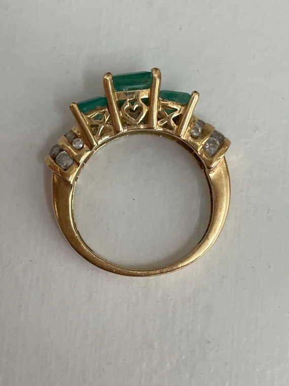 14k gold Natural Emerald and Diamond ring - image 6