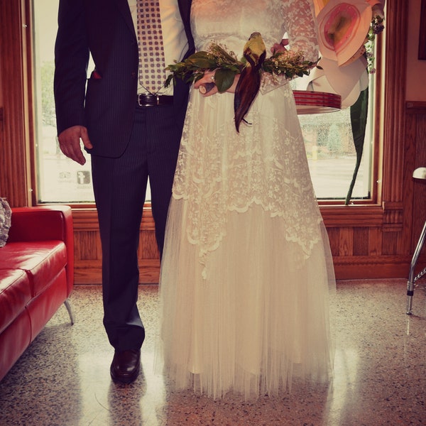 Vintage Lace Bridal Dress, Vintage Wedding Dress, Classic Wedding Dress, Retro Wedding, Full Length Dress, Retro Bride, Unique Wedding