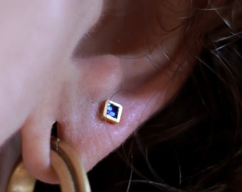 Small Geometric Stud, Tiny Square Piercing, Square Earring, Small Blue Sapphire Stud, Gemstone Stud, Dainty 14k Gold Earring