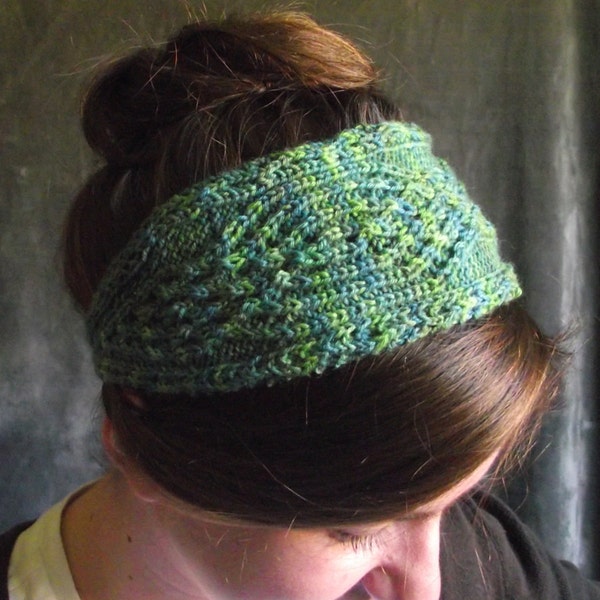 SPRING CLEANING SALE - Handknit cabled celtic green headband