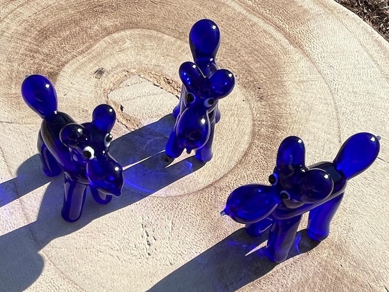 Mini Miniatur Glasballon Hundesitter Figur Sammlerstück - Einzeln Verkauft Blau