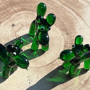 Mini Miniatur Glasballon Hundesitter Figur Sammlerstück - Einzeln Verkauft Grün