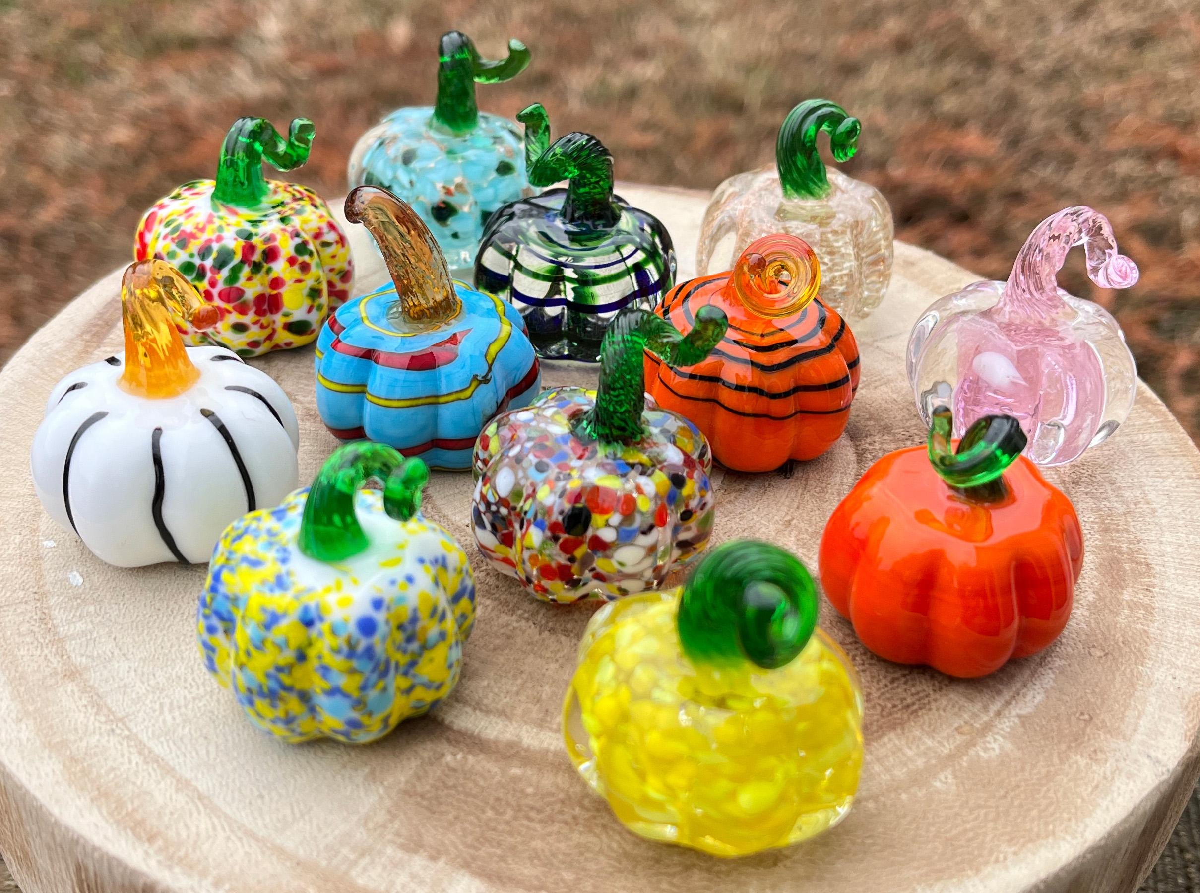 ガラス製カボチャ型置物 ミニチュアガラス製カボチャ人形コレクター向け - 個別販売 - Etsy 日本