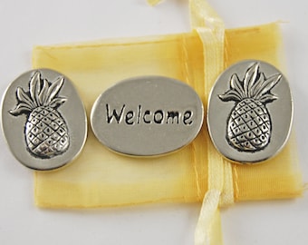 Set of 3 Pineapple Welcome Inspiration Coins with Organza Bag