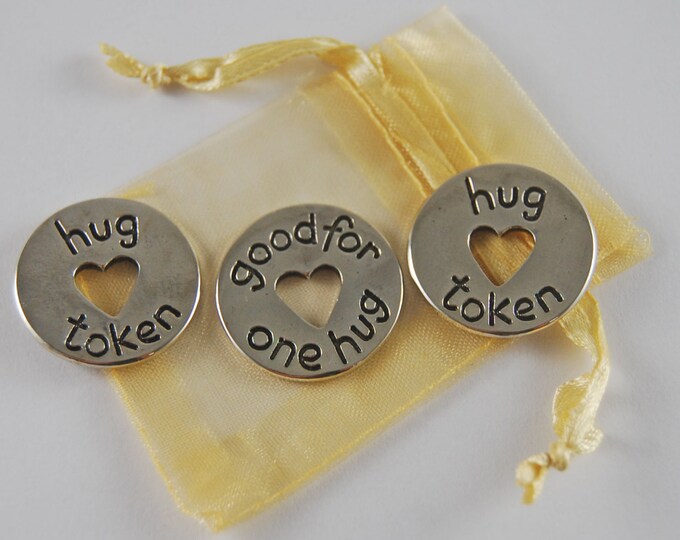 Set of 3 Hug Pocket Pieces With Organza Bag - Etsy