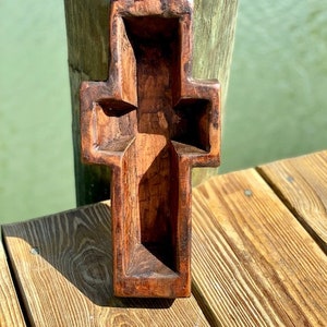 Cross Shaped Dough Bowl Display