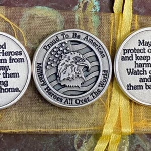 Military Heroes All Over The World - Proud to Be American Pocket Tokens Set of 5 with Organza Bag